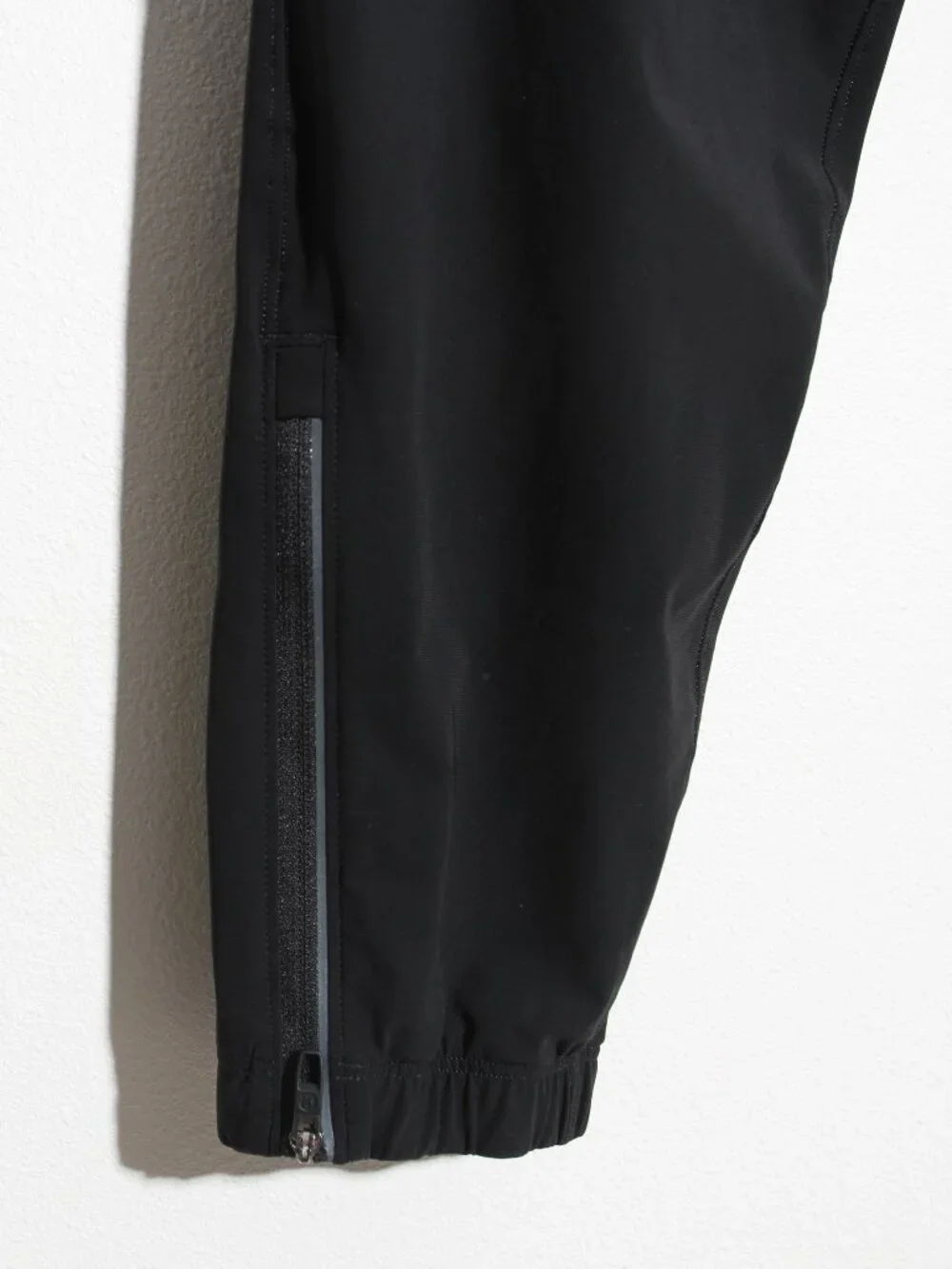 Lululemon Surge Jogger Pants 29